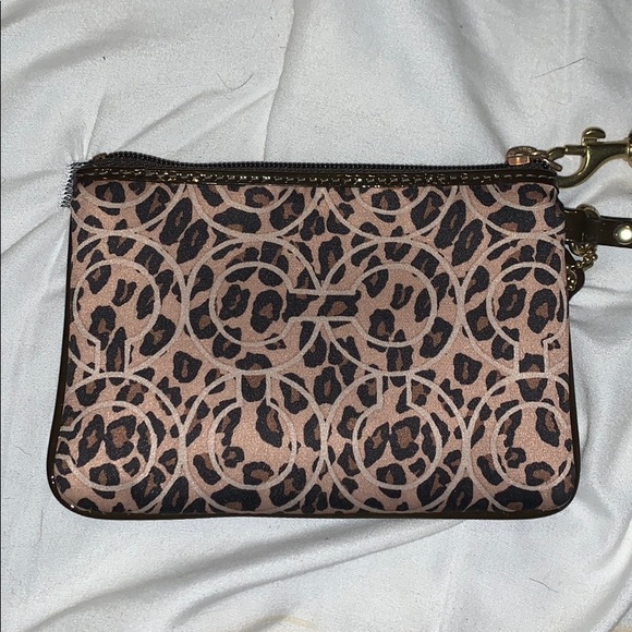 Brand New Coach Wristlet - Picture 2 of 4